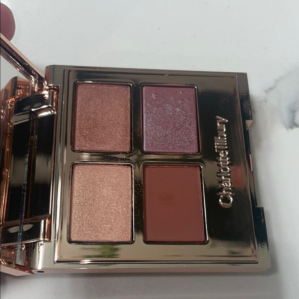 Charlotte Tilbury Luxury Eyeshadow Palette of Pearls - Cosmic Pearl - Picture 6 of 6